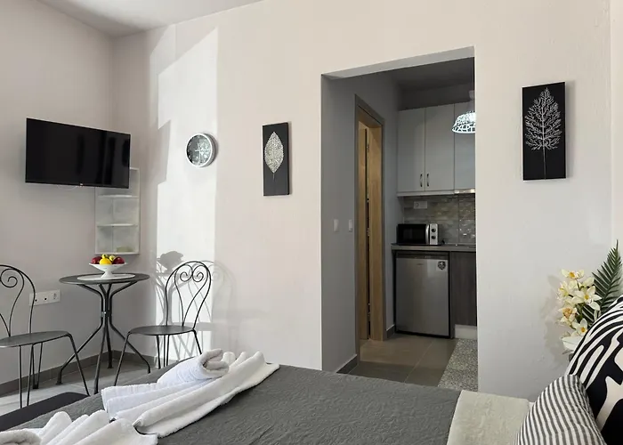 Celine By Stella 아파트