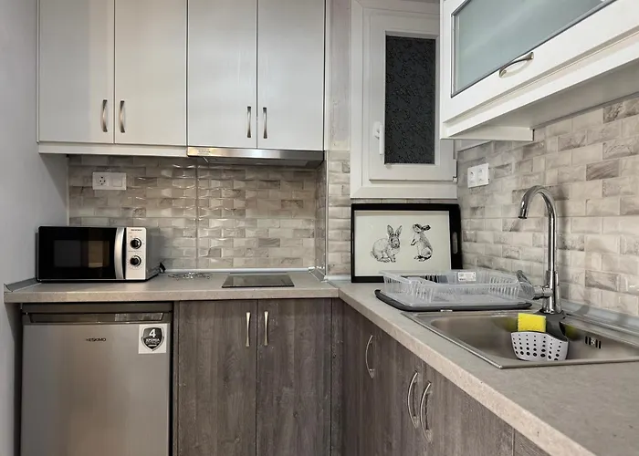 Celine By Stella 아파트 *